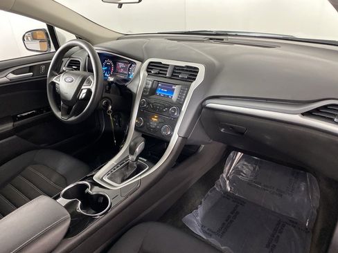 Used 2014 Ford Fusion SE image 31