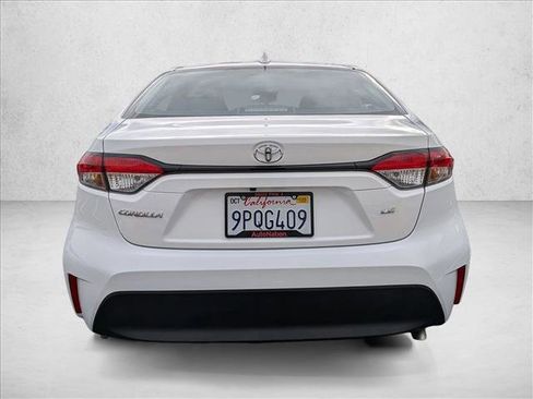 Used 2024 Toyota Corolla LE image 8