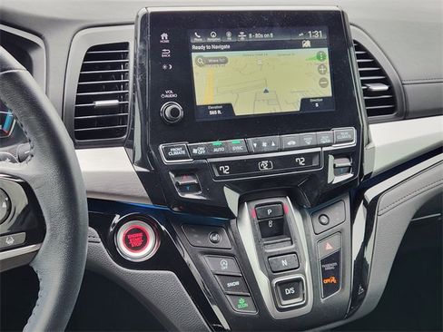 Certified 2023 Honda Odyssey Touring image 17