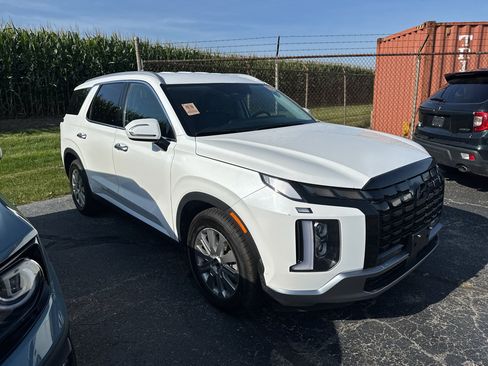 Used 2024 Hyundai Palisade SEL FWD image 4