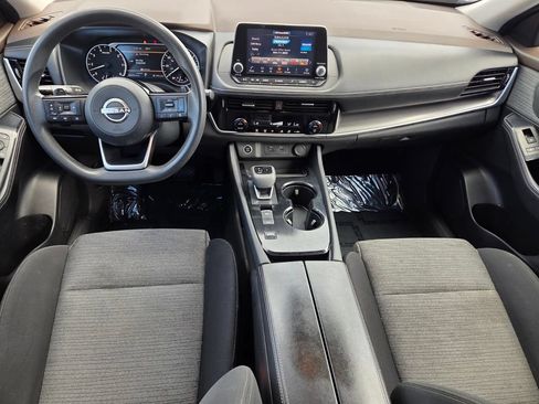 Used 2022 Nissan Rogue SV FWD image 9