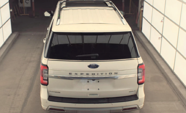 Used 2023 Ford Expedition Max Platinum AWD/4WD image 9