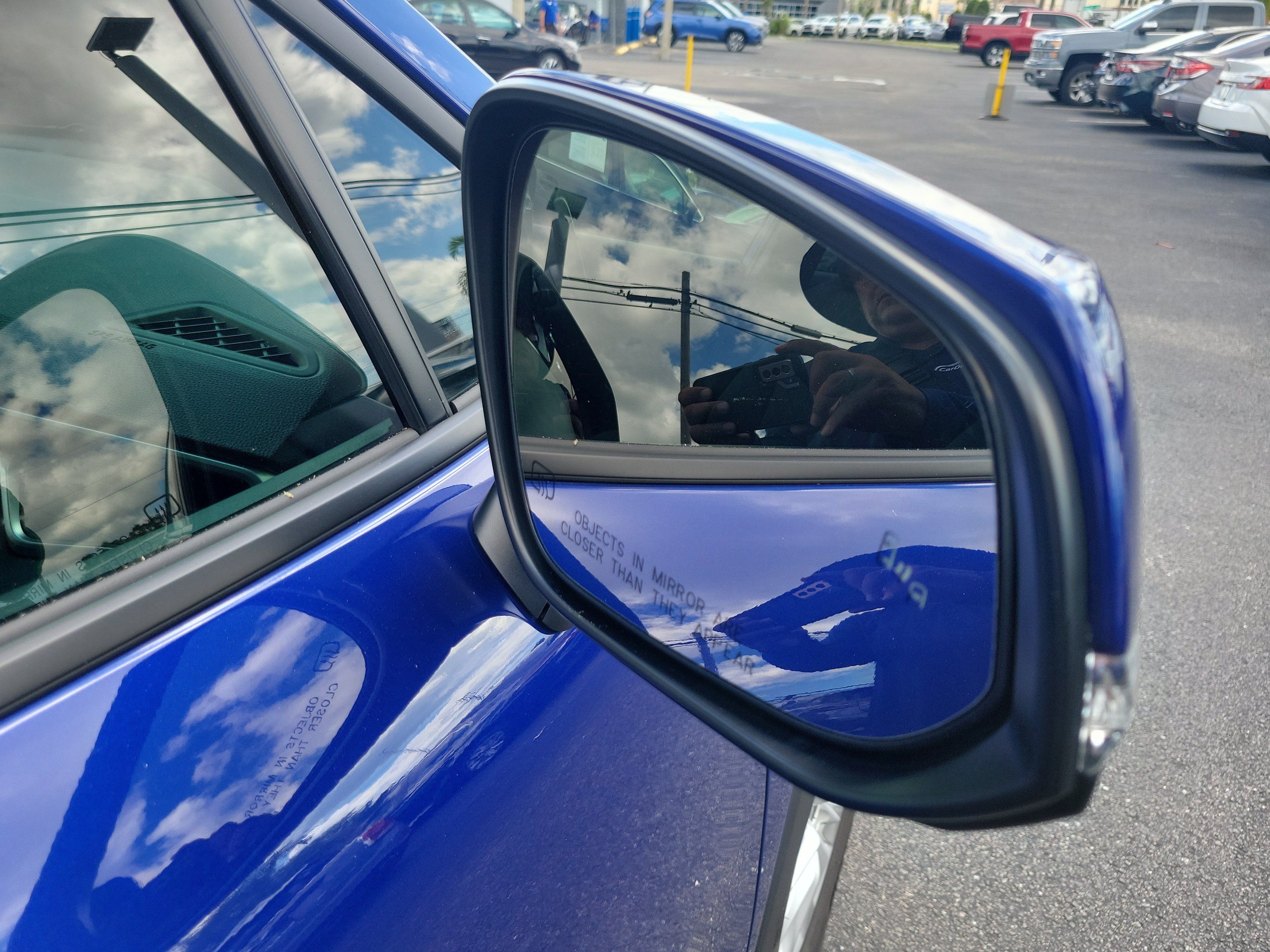 Used 2023 Toyota Corolla Cross LE FWD image 9