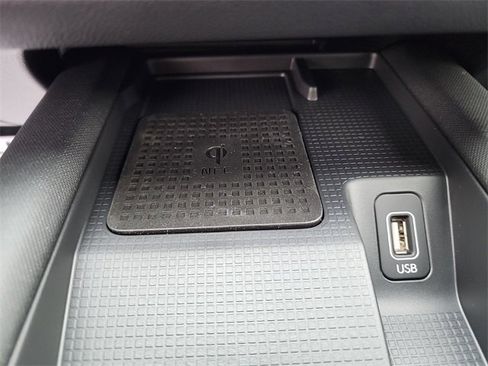 New 2025 Hyundai Ioniq 6 Limited image 25