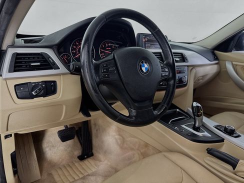 Used 2016 BMW 320i Sedan w/ Driver Assistance Package RWD image 21