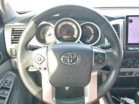 Used 2014 Toyota Tacoma PreRunner w/ SR5 Package RWD image 45