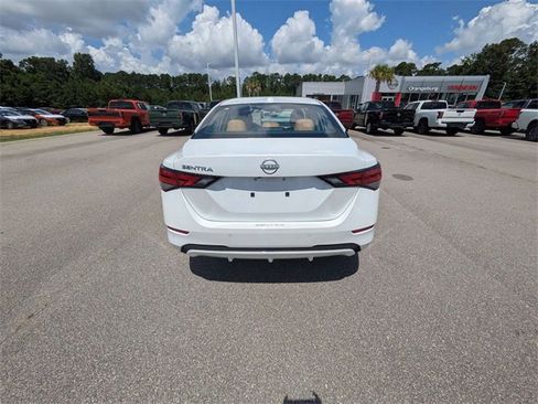 New 2025 Nissan Sentra SV w/ SV Premium Package image 4