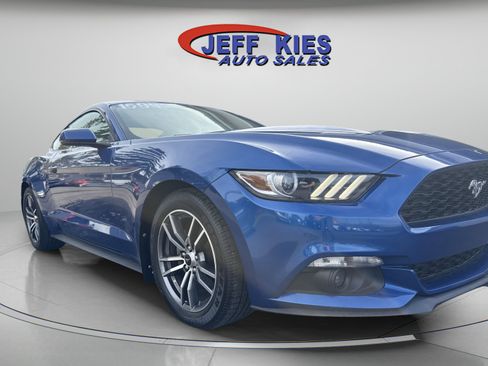 Used 2017 Ford Mustang Premium RWD image 3