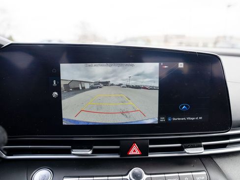 Certified 2024 Hyundai Elantra SEL w/ Convenience Package image 28