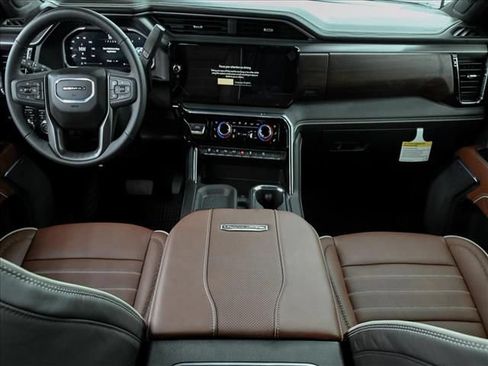 New 2026 GMC Sierra 2500 Denali Ultimate AWD/4WD image 29