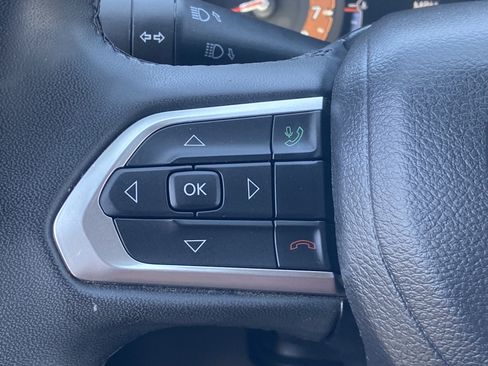 Used 2023 Jeep Compass Limited AWD/4WD image 22