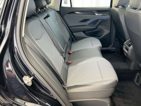 New 2026 Volkswagen Tiguan SE image 29