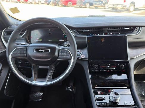 Used 2024 Jeep Grand Cherokee Limited 4xe image 30