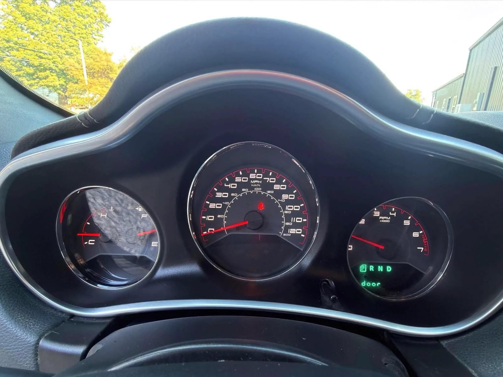 Used 2013 Dodge Avenger SE FWD image 12