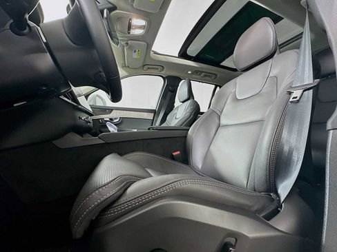 New 2025 Volvo XC90 T8 Ultra w/ Protection Package Premier image 19