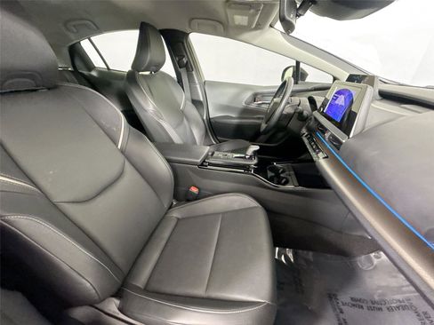 Certified 2024 Toyota Prius XLE image 42