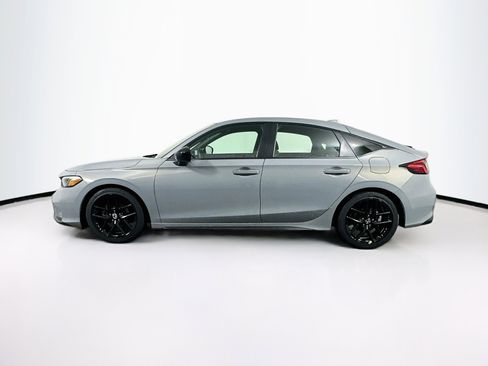 Used 2025 Honda Civic Sport image 4
