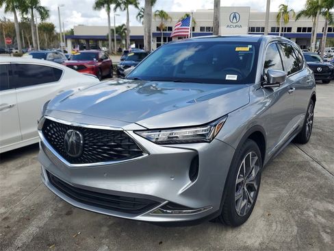 Used 2023 Acura MDX FWD w/ Technology Package image 3