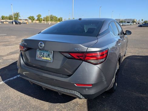Used 2021 Nissan Sentra SV FWD image 5