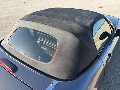 Used 2007 MAZDA MX-5 Miata Sport RWD image 9