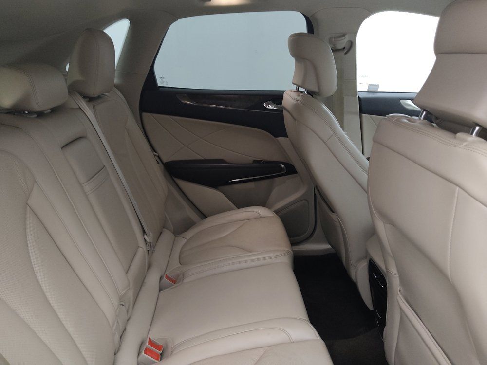 Used 2017 Lincoln MKC Reserve FWD image 19