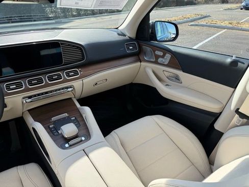 Certified 2026 Mercedes-Benz GLS 450 4MATIC image 15