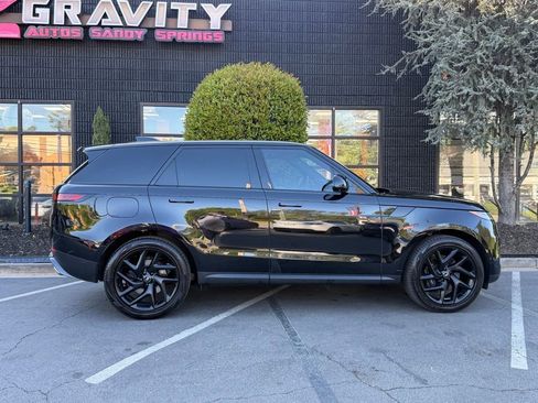 Used 2024 Land Rover Range Rover Sport SE image 21