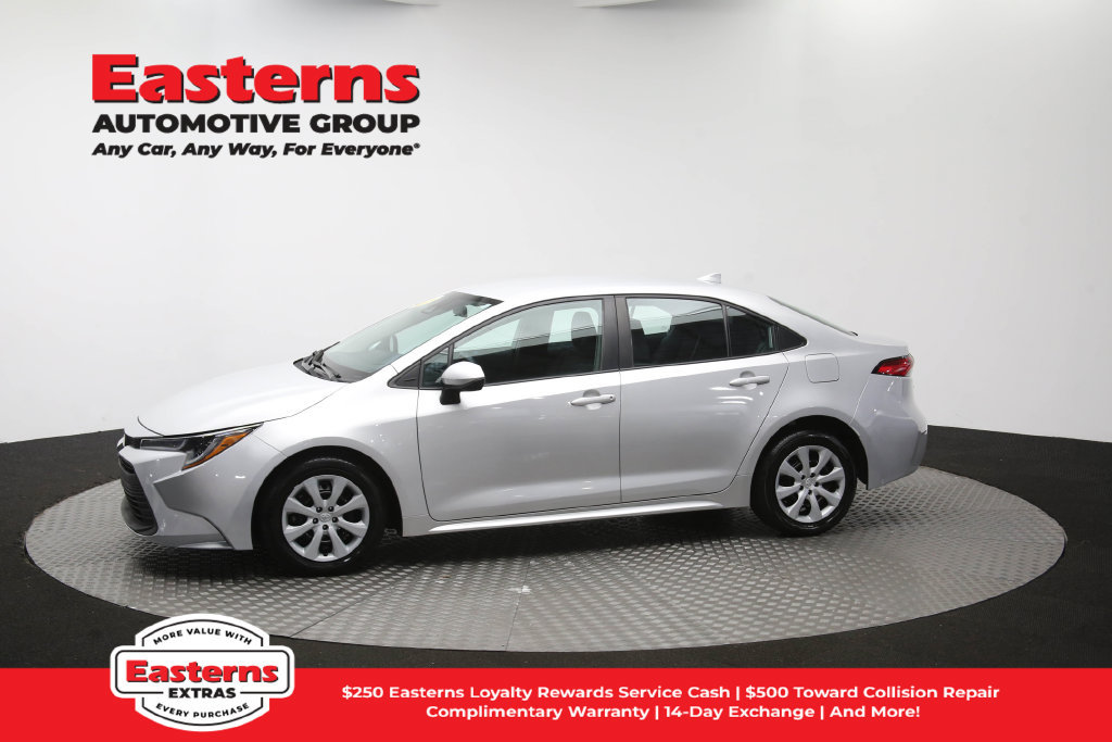 Used 2024 Toyota Corolla LE FWD image 57