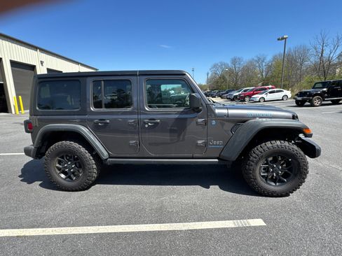 Used 2025 Jeep Wrangler Unlimited Sport S 4xe AWD/4WD image 5