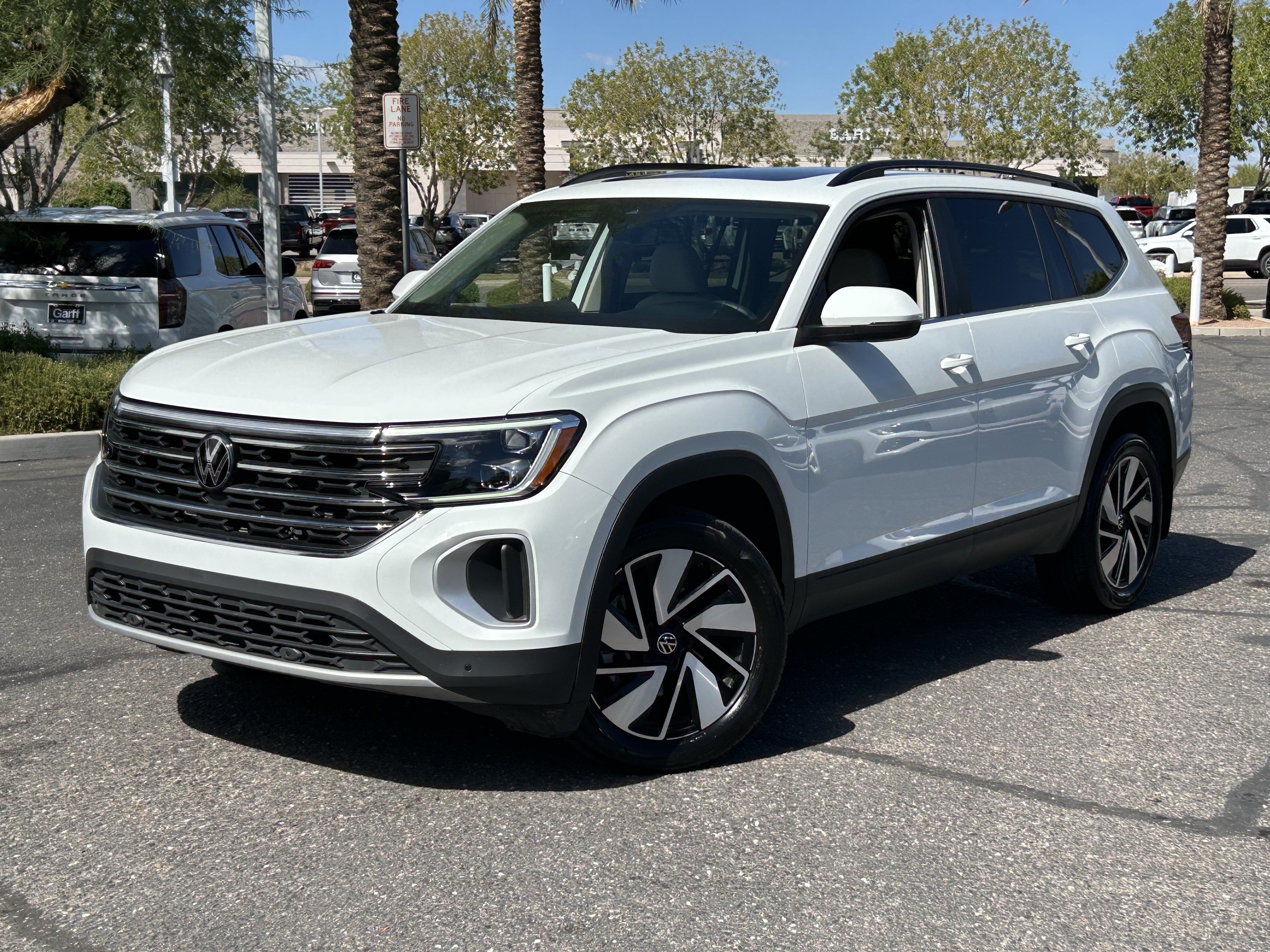 Certified 2025 Volkswagen Atlas SE w/ Panoramic Sunroof Package FWD image 31
