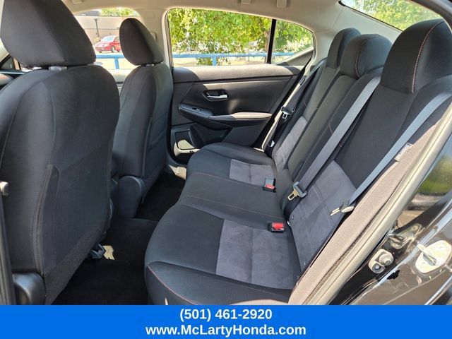 Used 2025 Nissan Sentra SR FWD image 11