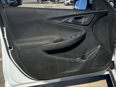 Used 2023 Chevrolet Malibu LT image 21