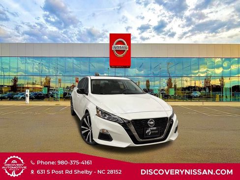 Certified 2020 Nissan Altima 2.5 SR w/ Premium Package image 1