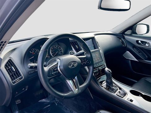 Used 2023 INFINITI Q50 Luxe image 9