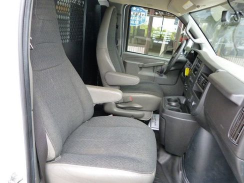 Used 2023 GMC Savana 2500 w/ Driver Convenience Package image 24