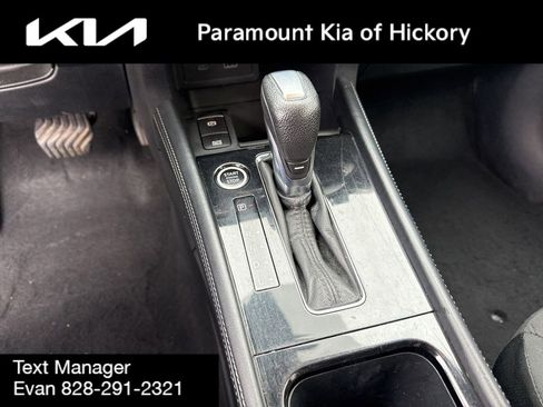 Used 2021 Nissan Kicks SR w/ Exterior Package image 22