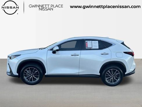 Used 2025 Lexus NX 250 FWD w/ Premium Package image 8