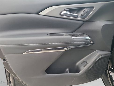 New 2026 Chevrolet Traverse LT w/ Driver Confidence Package image 19