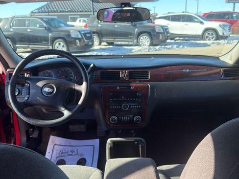 Used 2008 Chevrolet Impala LT image 11