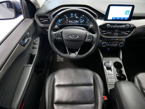 Used 2022 Ford Escape SEL image 17