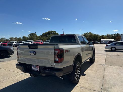 New 2025 Ford Ranger Lariat w/ FX4 Off-Road Package AWD/4WD image 6
