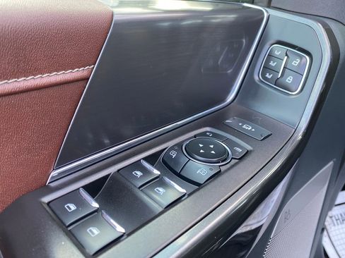 Used 2021 Ford F150 Lariat w/ Equipment Group 502A High image 14