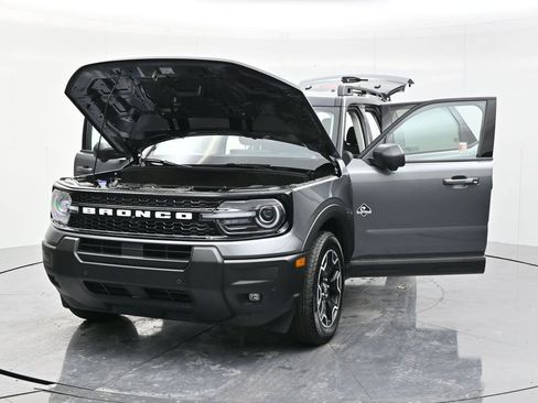 New 2025 Ford Bronco Sport Outer Banks w/ Outer Banks Tech Package+ image 53
