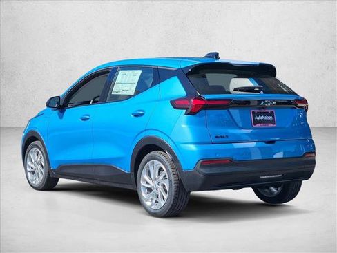 New 2027 Chevrolet Bolt LT FWD image 9