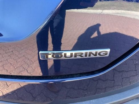 New 2025 Honda Pilot Touring image 12