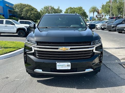 Certified 2024 Chevrolet Suburban LT AWD/4WD image 2
