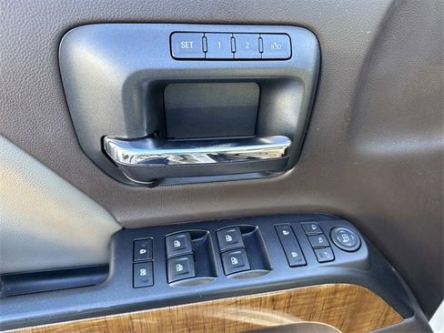 Used 2015 GMC Sierra 1500 SLT w/ SLT Crew Cab Value Package image 26