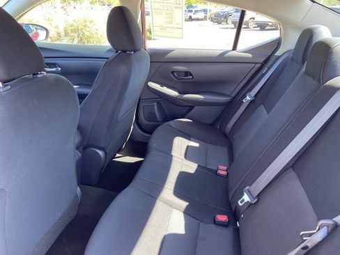 Used 2024 Nissan Sentra SV image 17