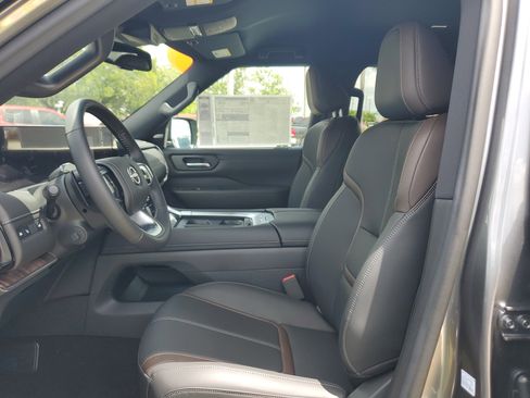 New 2025 Nissan Armada SL w/ Captain's Chari Seat Package image 7