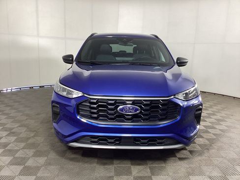 Used 2023 Ford Escape ST-Line w/ Tech Pack #1 AWD/4WD image 6